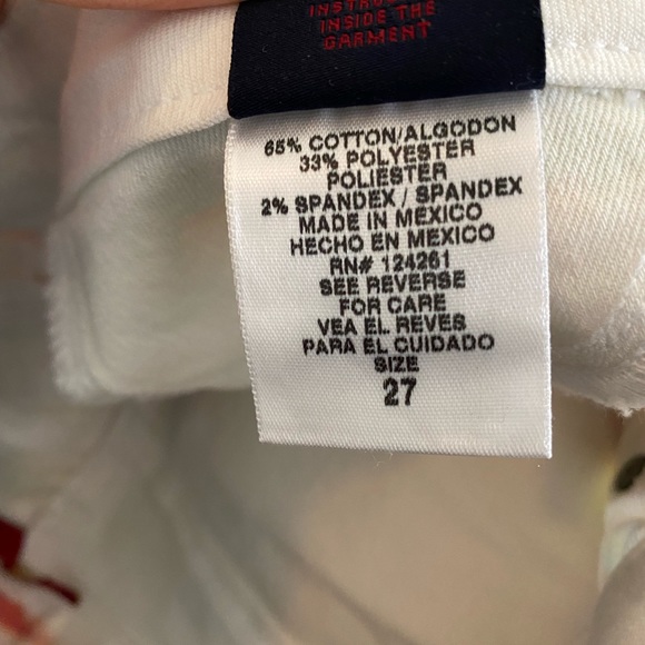 Design Lab Floral Denim Shorts - Picture 5 of 6